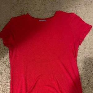 Plain red tee
